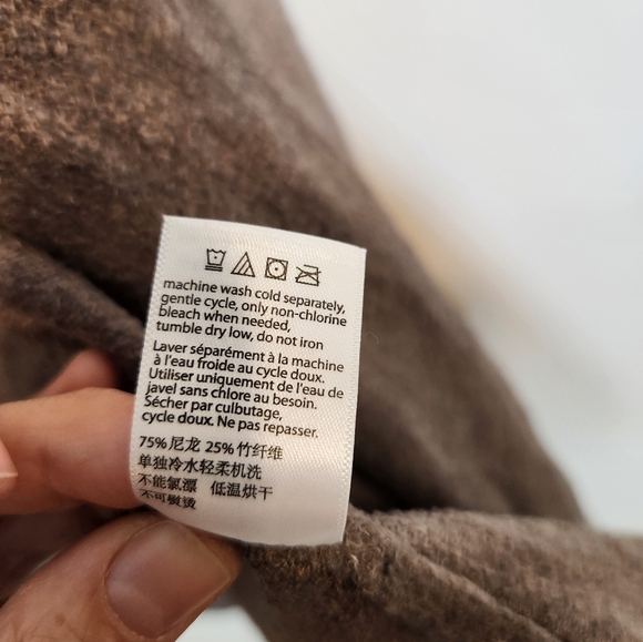 BAREFOOT DREAMS Ombré Cardigan Sweater SZ xxs/xs - Picture 6 of 6